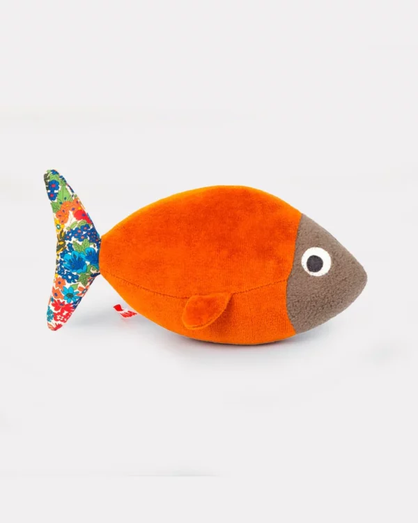 Peluche naissance Louisette le poisson ADADA, forme facile à attraper