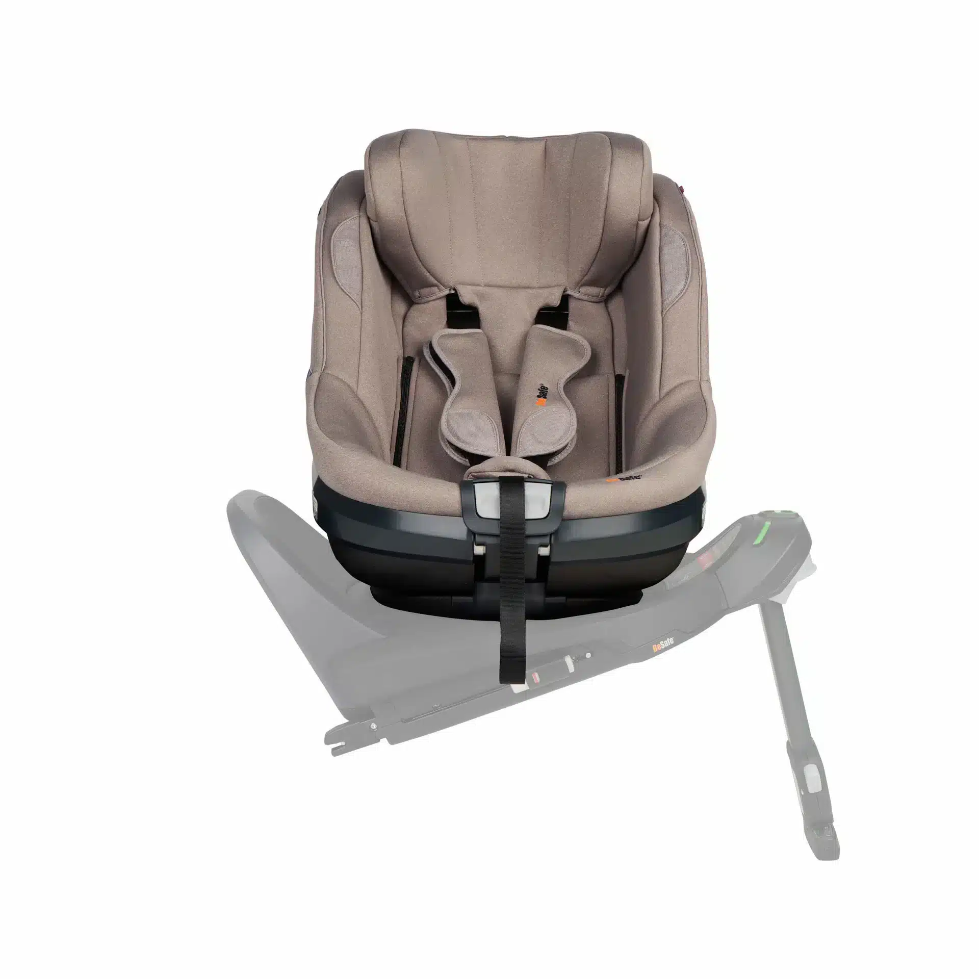 Siège auto BeSafe Beyond² 360 dark sand en rotation sur base ISOFIX Beyond Base
