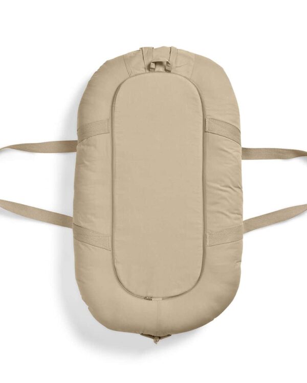 Couffin bébé portable Elodie Details Pure Khaki, vue dessous avec base et sangles