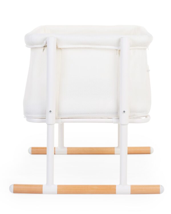 Vue de profil du cododo EVOLUX 2 en 1 Childhome Natural White avec structure blanche et bois