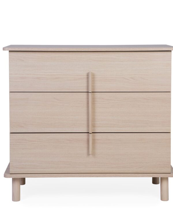 Vue de face de la commode bébé Childhome Nordica Natural sans plan à langer