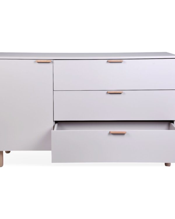 Commode bébé Childhome coloris Clay avec un tiroir ouvert et grande capacité de rangement