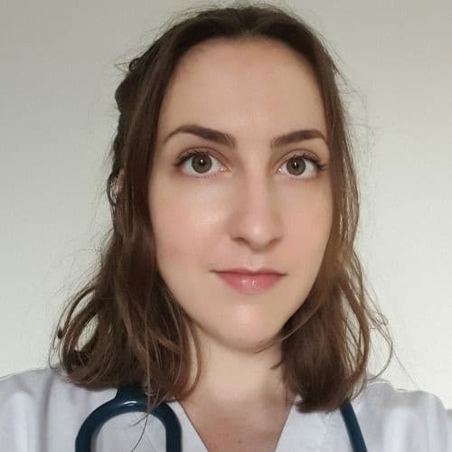 Portrait de Dr Océane Barbance, pédiatre au Centre Périnatal du Brabant Wallon à Genappe.