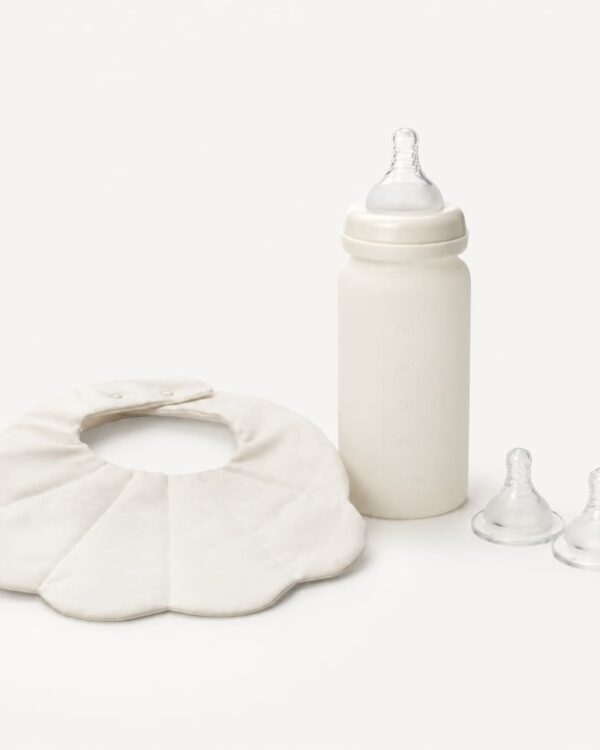 Pack biberon naissance Elodie Vanilla White avec tétines silicone et bavoir bandana