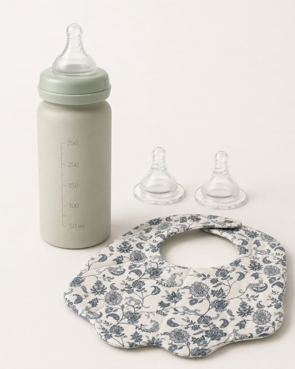 Pack biberon naissance Elodie Mineral Green avec tétines silicone et bavoir Garden Leo Toile