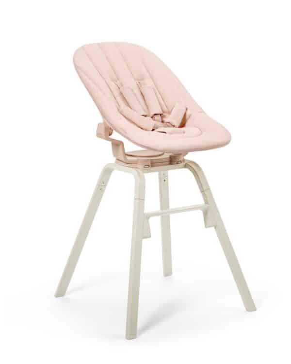 Siège nouveau-né GRACE Elodie Powder Pink installé sur la chaise haute évolutive GRACE